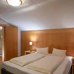 Hotel Garni Leithner 3*