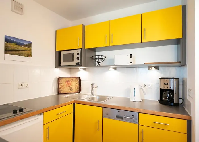 Hotel Haus Leithner - & 3*